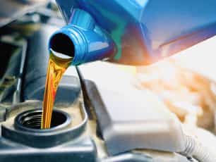 Auto mechanic